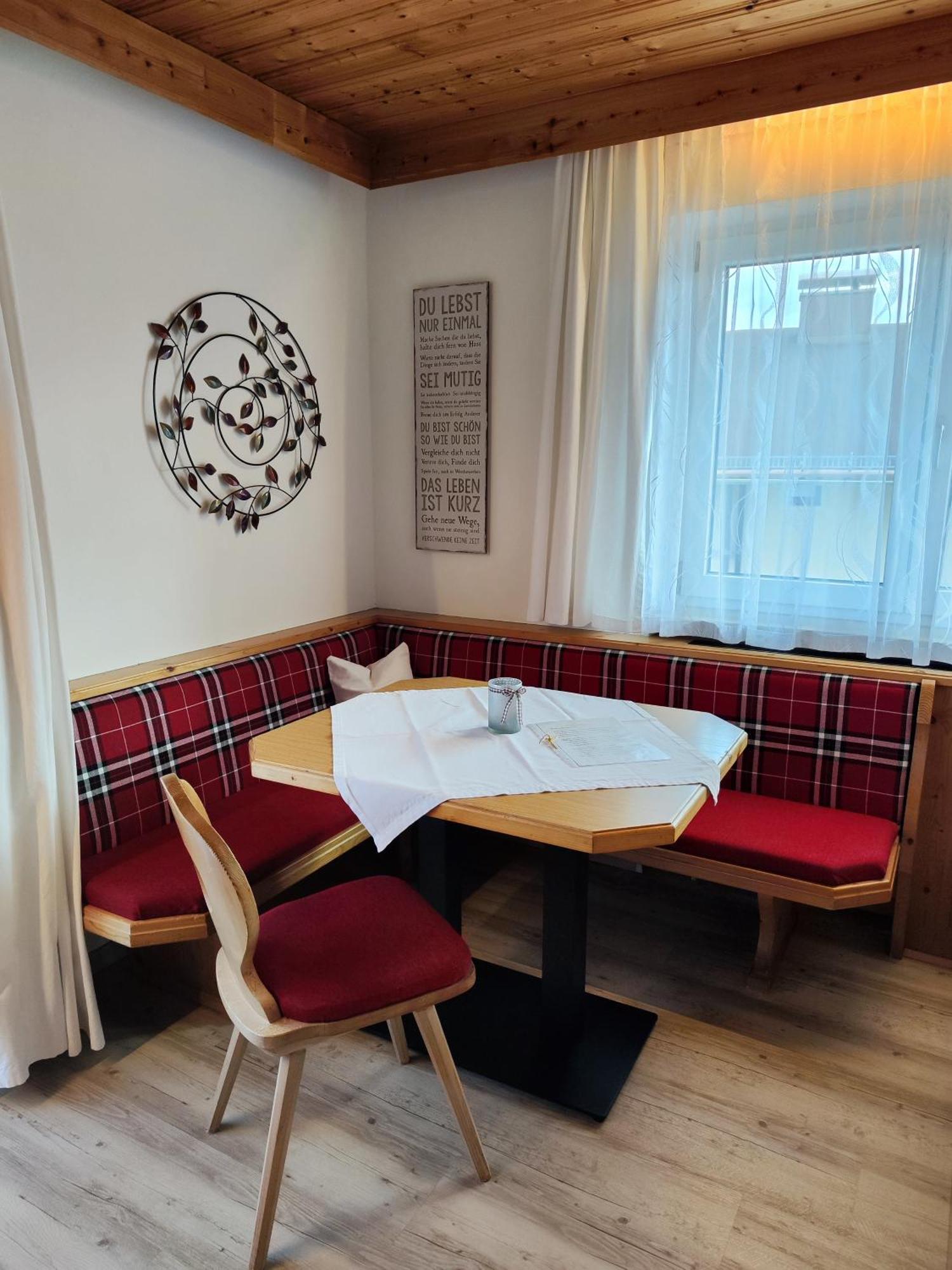 Apartmenthaus Bader Лойташ Екстериор снимка
