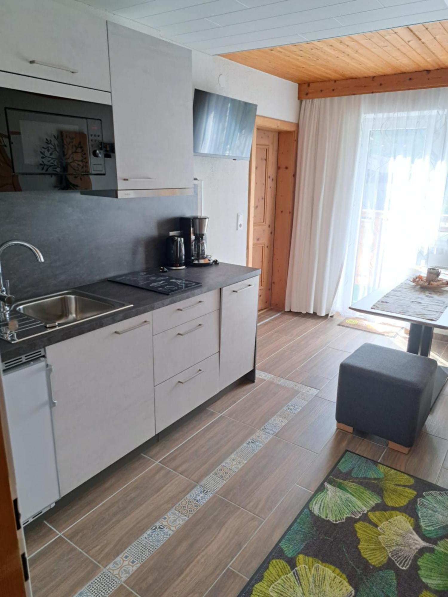 Apartmenthaus Bader Лойташ Екстериор снимка