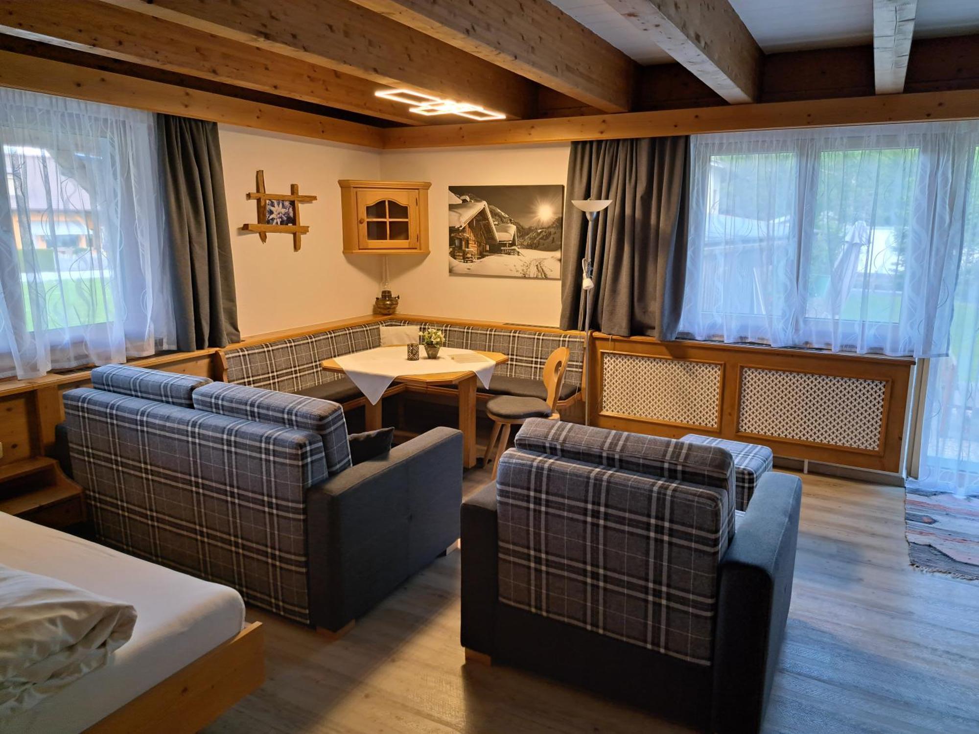Apartmenthaus Bader Лойташ Екстериор снимка