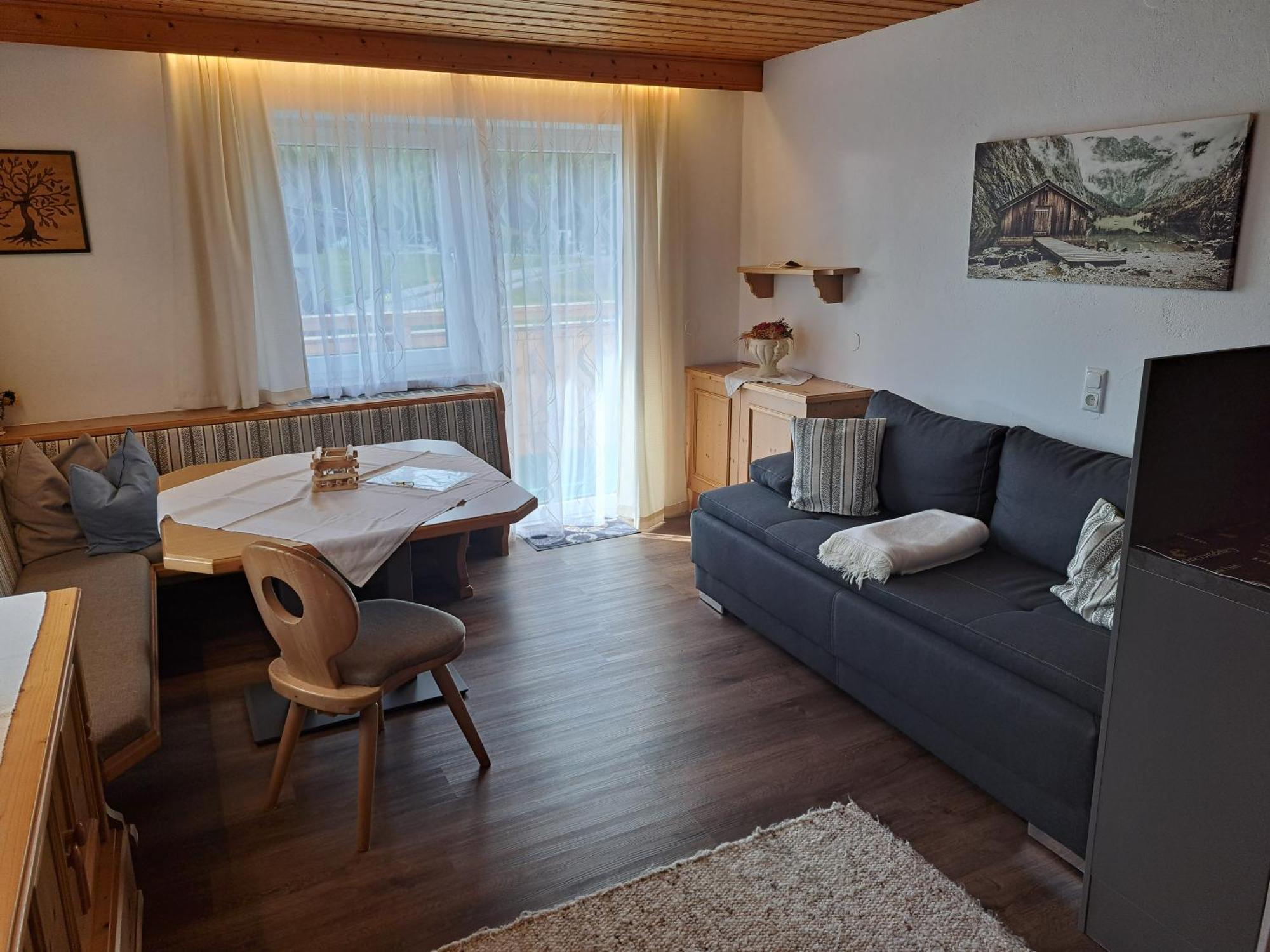 Apartmenthaus Bader Лойташ Екстериор снимка