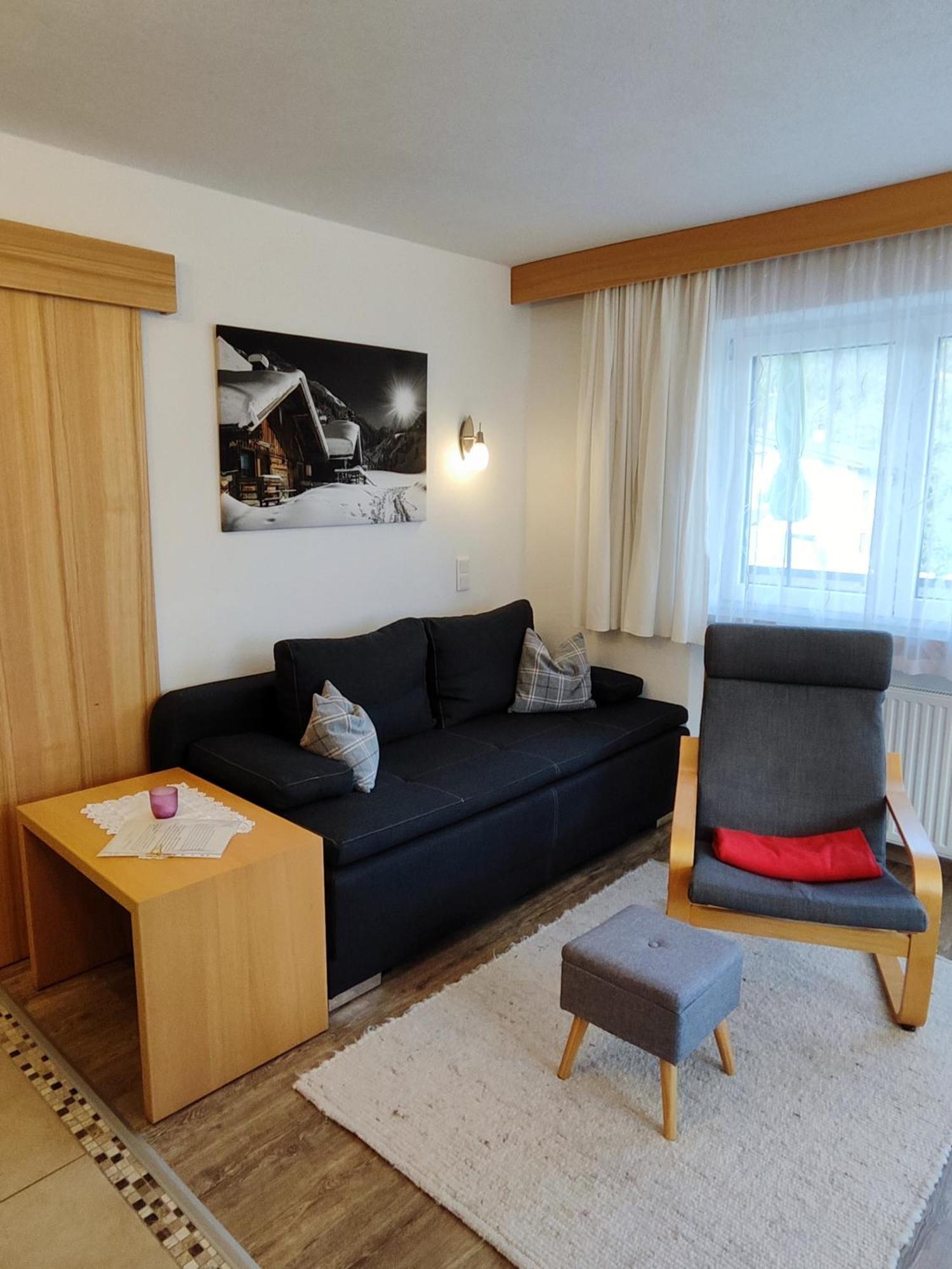 Apartmenthaus Bader Лойташ Екстериор снимка